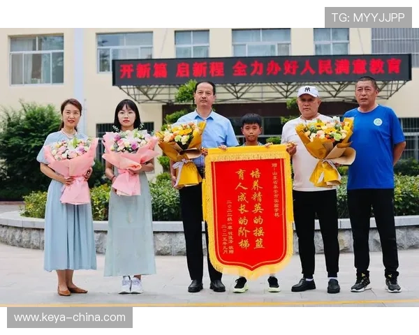 媒体人爆料助山东泰山足校员工补齐工资获感激